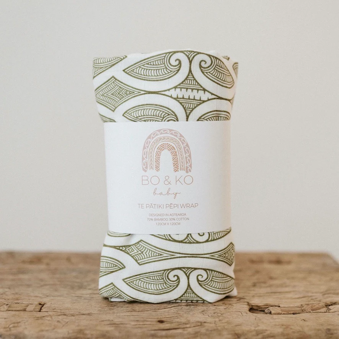 Te Pātiki Pēpi Wrap - Green